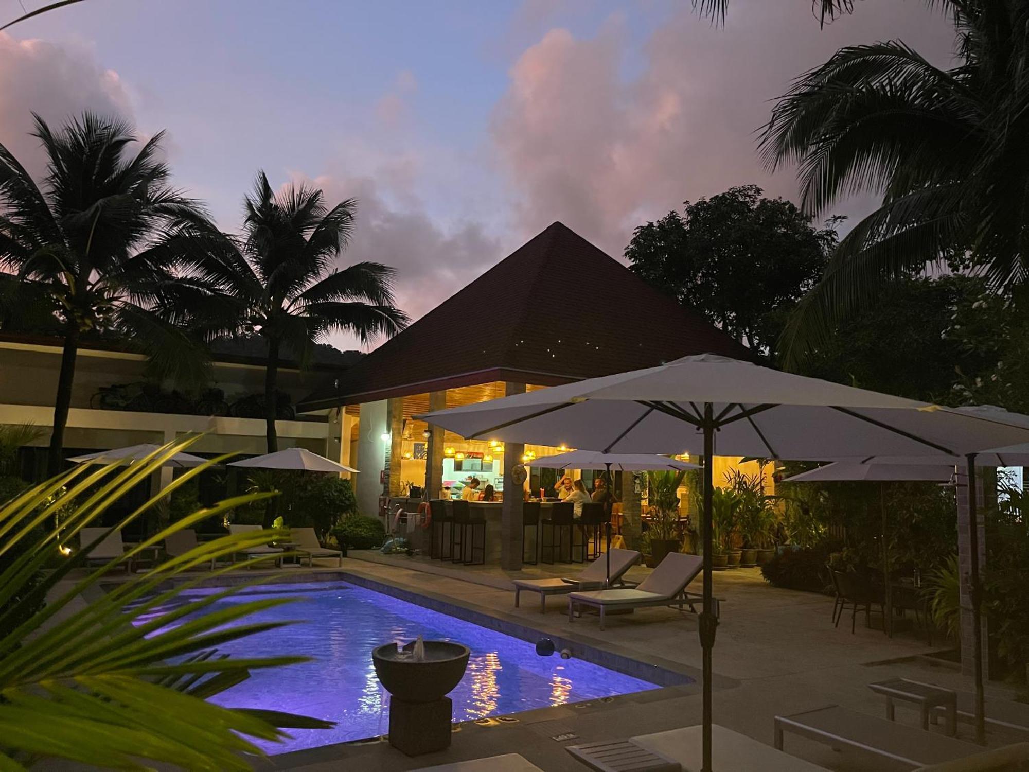 Lotus Bleu Resort & Restaurant Rawai Exterior photo